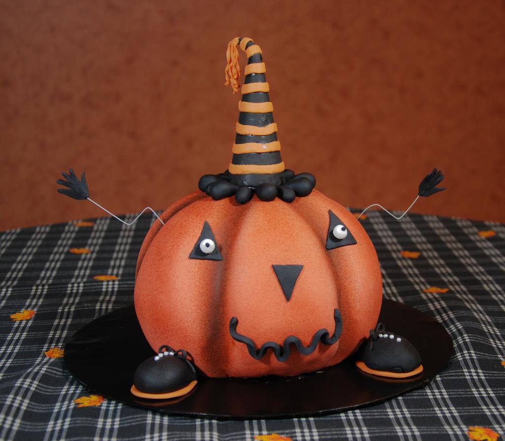 Halloween Cake Decorations