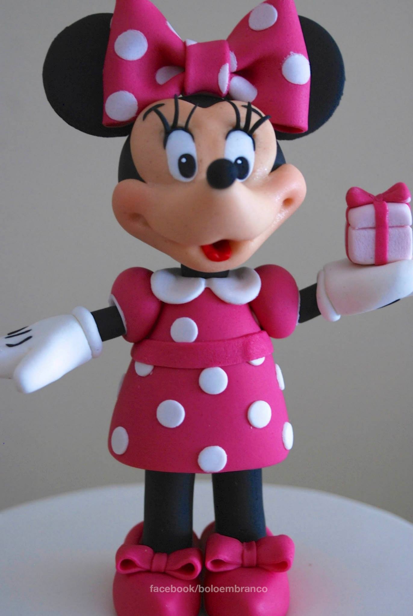 Happy Birthday Minnie Mouse Cake