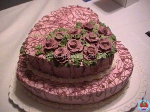 6 Photos of Cakes 2 Layer Flowers With Heart