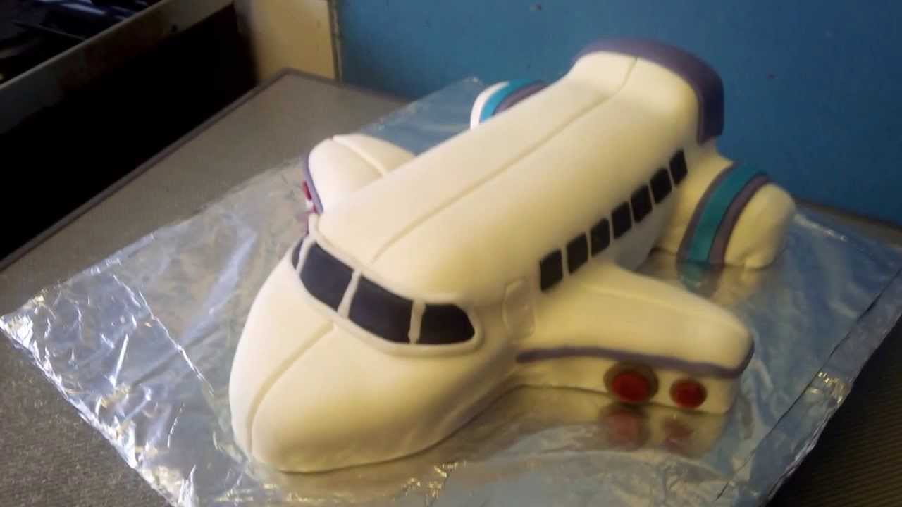 How to Make Airplane Cake