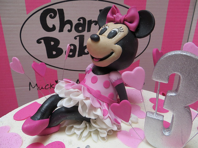 Minnie Mouse Fondant Cake Topper