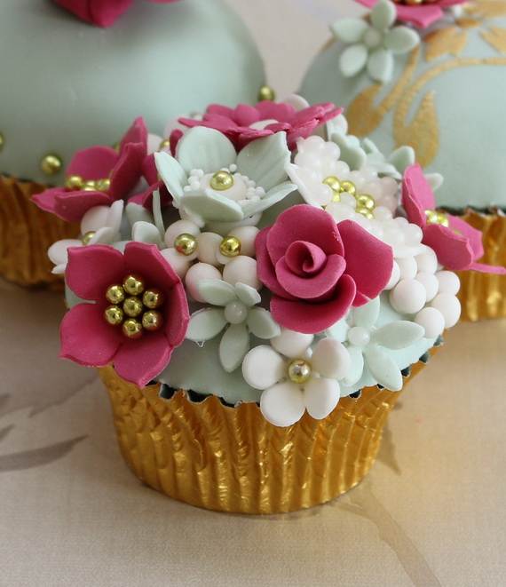 12 Photos of Most Beautiful Birthday Cupcakes