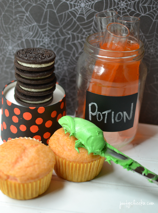 Oreo Witches Hat Cupcakes