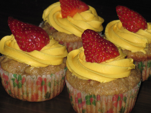 Strawberry Banana Cupcakes