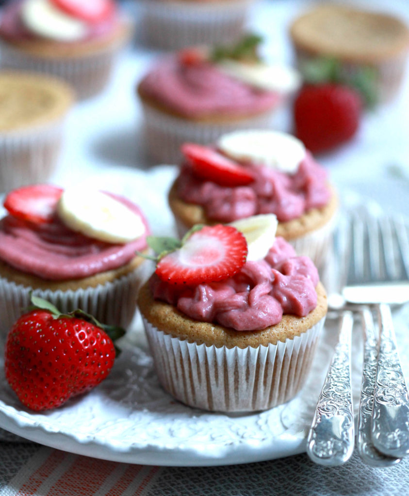 Strawberry Marble Cupcake with Banana