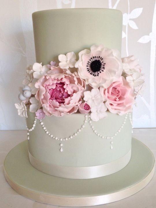 Two Tier Wedding Cake