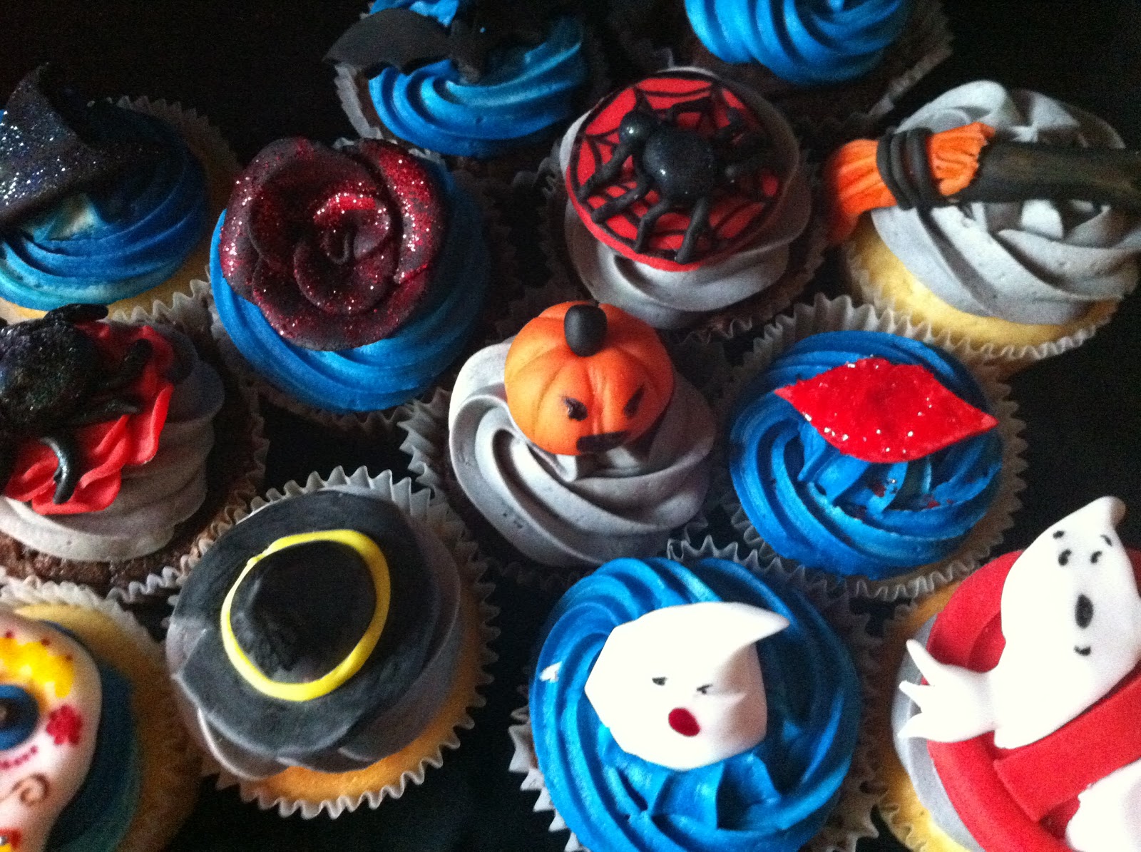 Unique Fancy Halloween Cupcakes