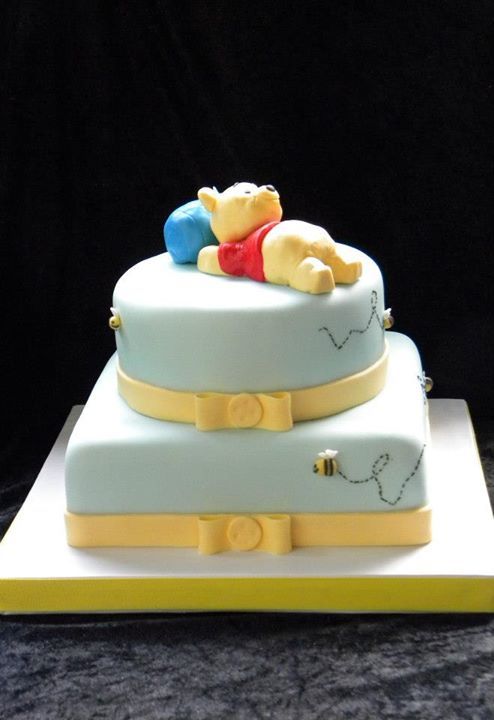 Winnie Pooh Baby Shower Cake