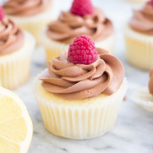 Cheesecake Filled Lemon Cupcakes