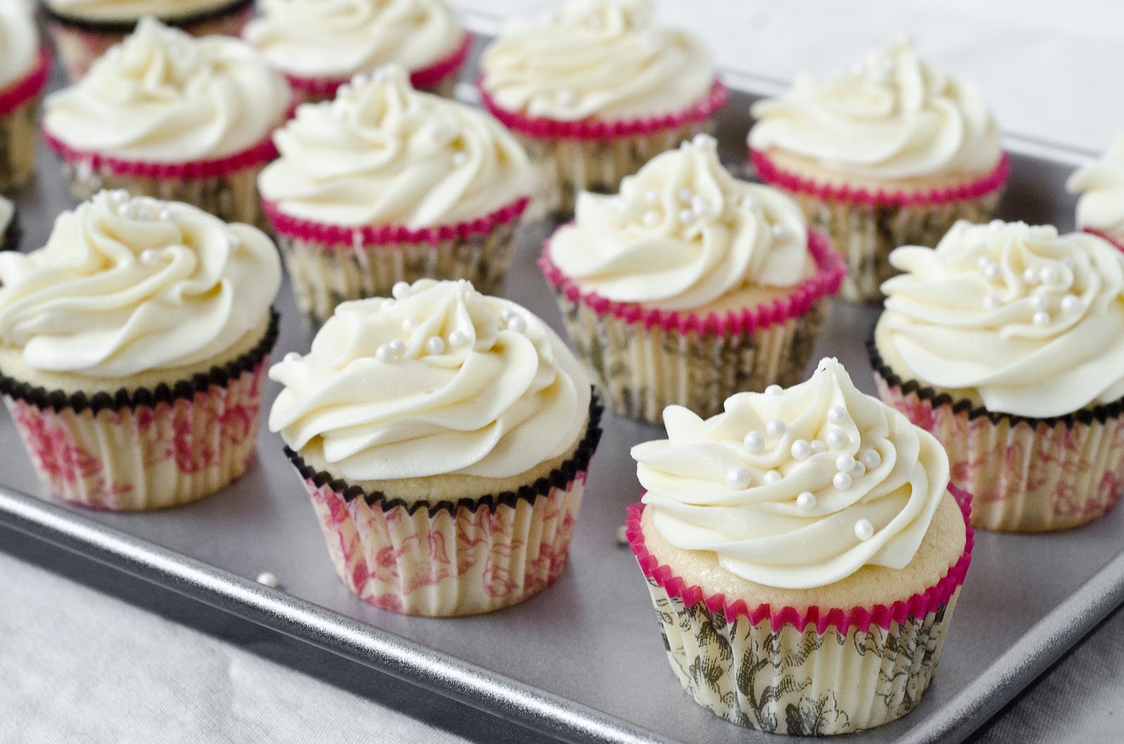 Chocolate Cupcakes with Cream Cheese Frosting