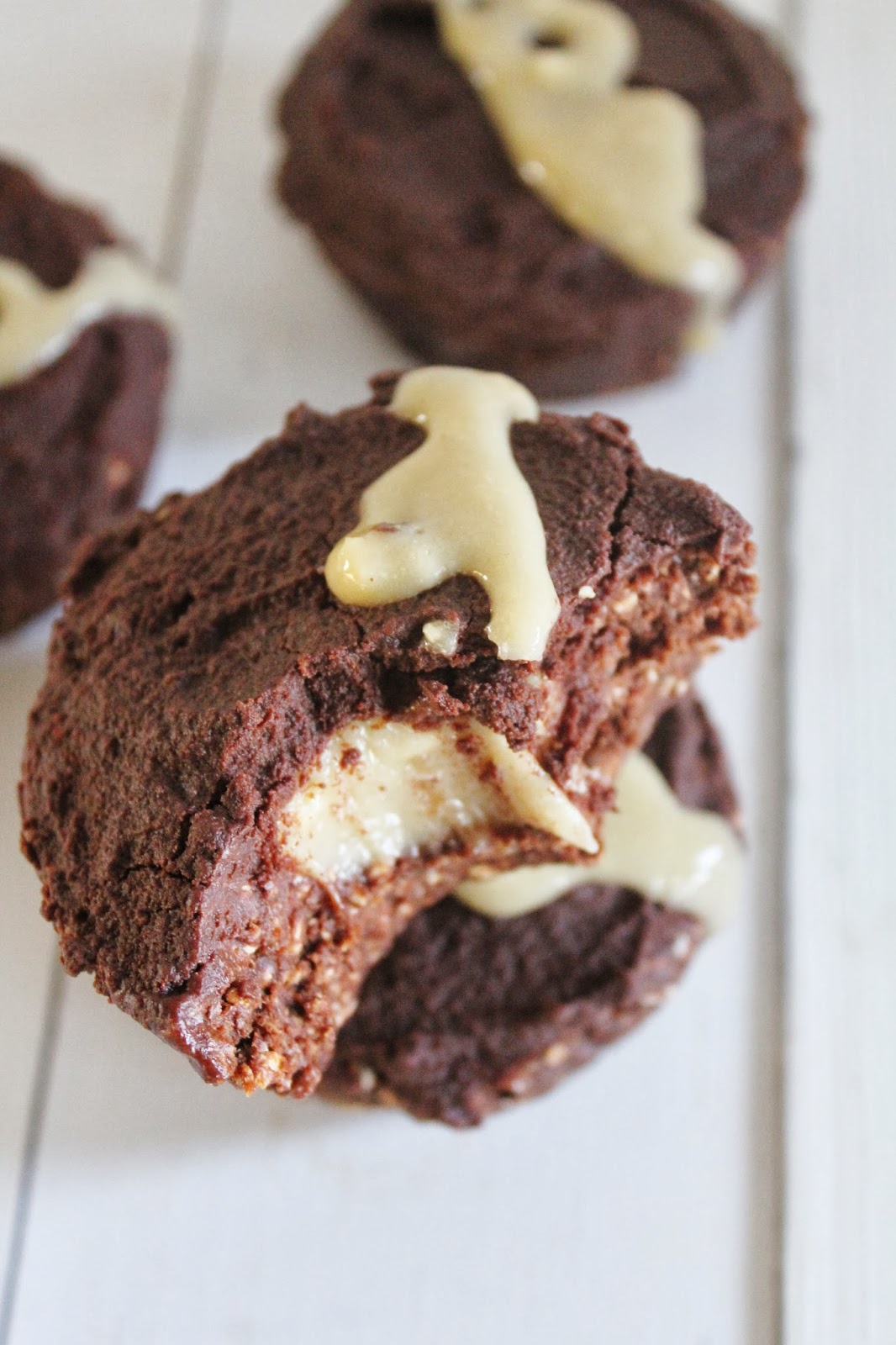 Chocolate Cupcakes with Vanilla Cream Filling