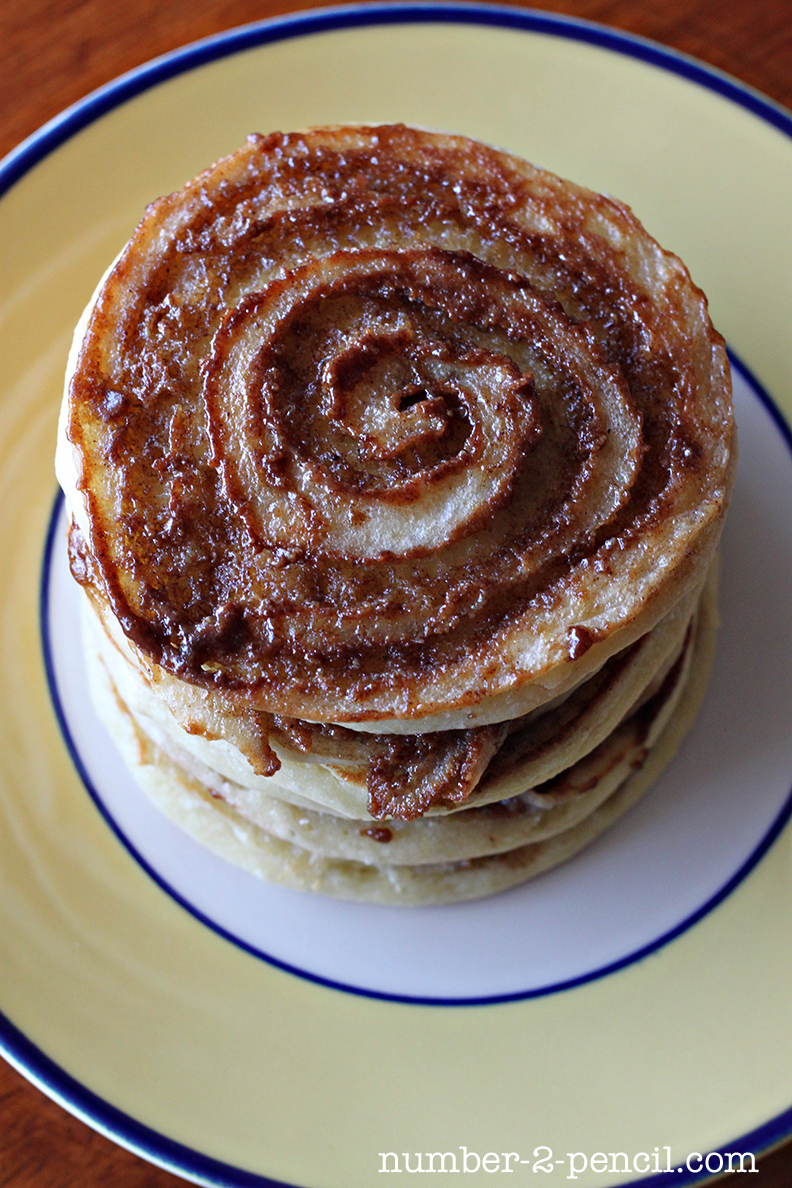 5 Photos of Glazed Cinnamon Pancakes