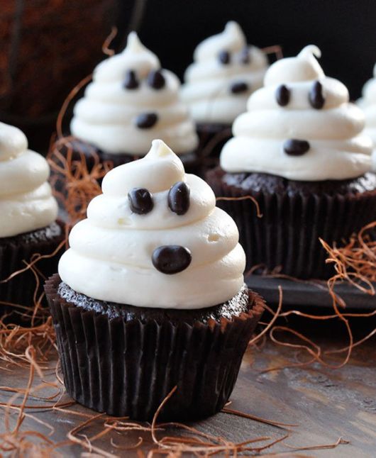 9 Photos of Delicious Looking Halloween Cupcakes