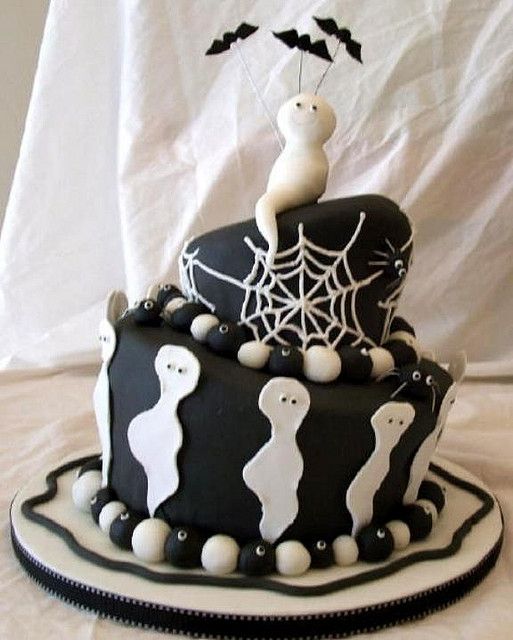 Halloween Topsy Turvy Cake