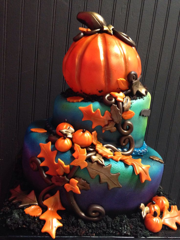 13 Photos of Halloween Topsy Turvy Cakes