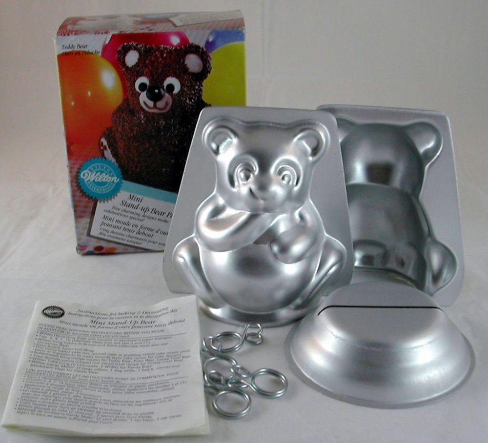 Stand Up Bear Cake Pan Wilton