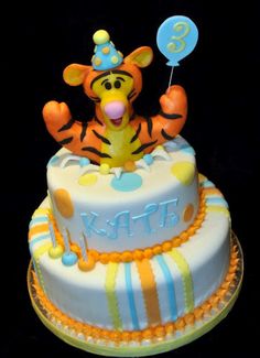 Tigger Birthday Cake