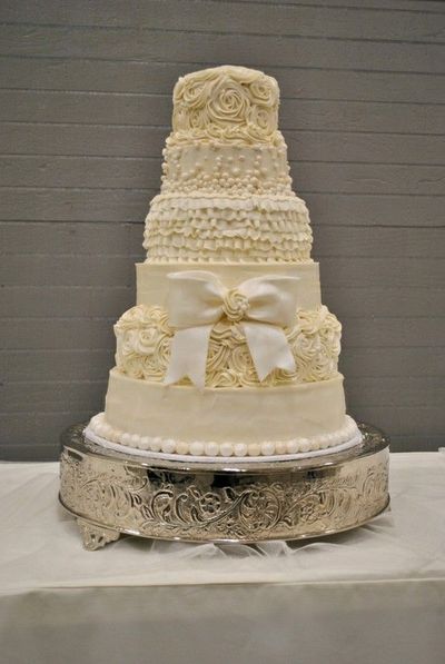 Vintage Wedding Cakes with Buttercream