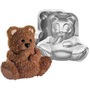 Wilton Cuddly Bear Cake Pan