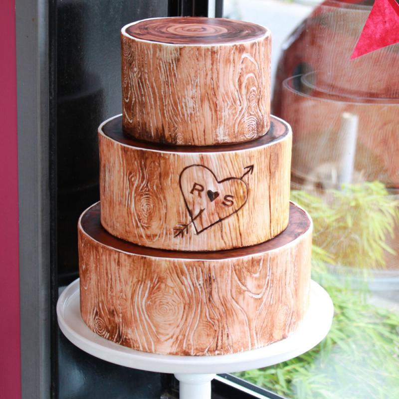 Woods Y Wedding Cake