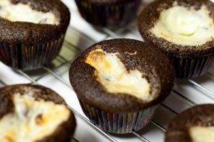 Chocolate Cupcakes with Cream Cheese Filling