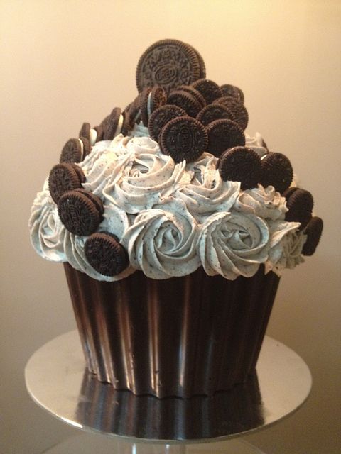 Giant Oreo Cupcake