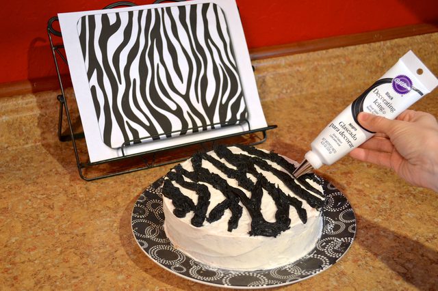 How to Make Zebra Cake with Frosting