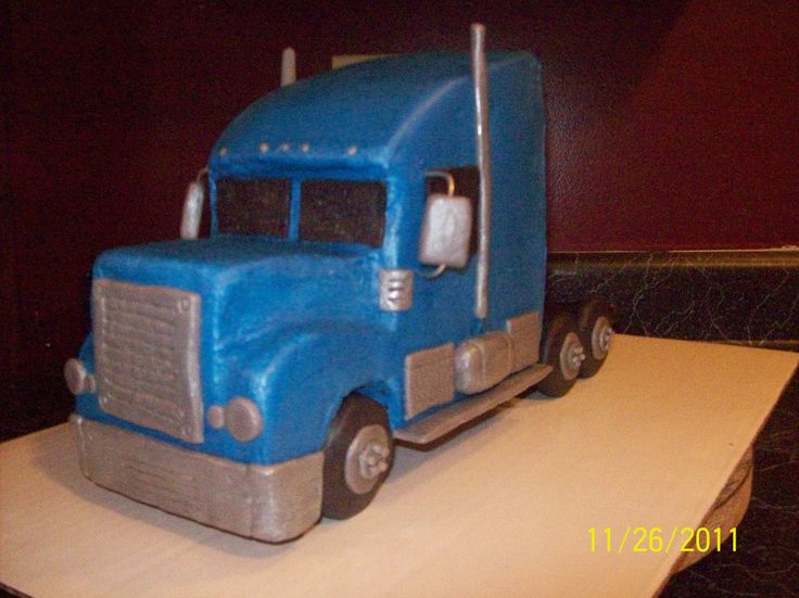 Semi Truck Cake