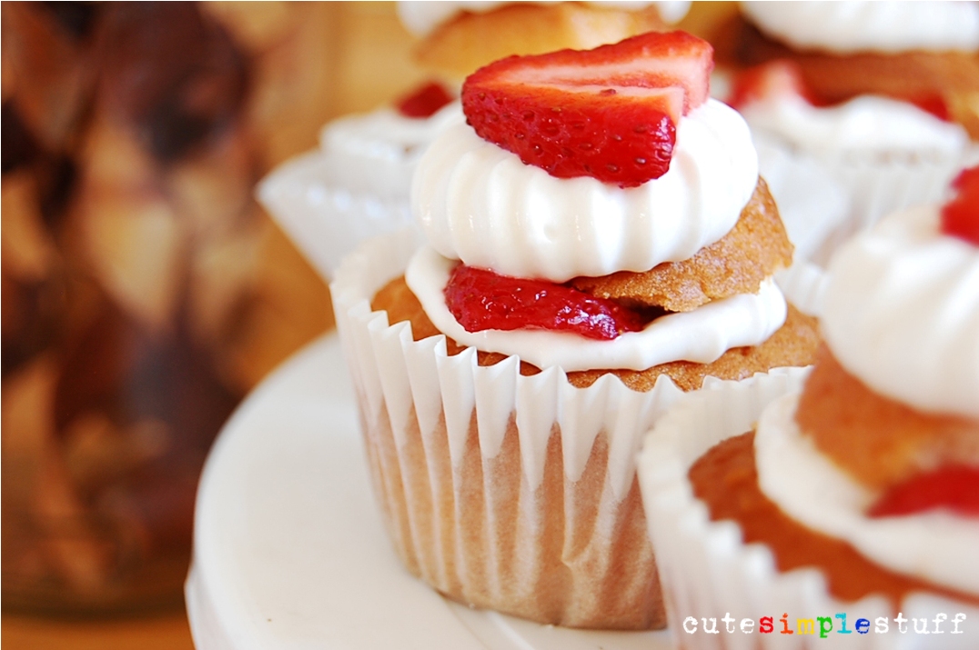 Strawberry Cream Cheese Filled Cupcakes