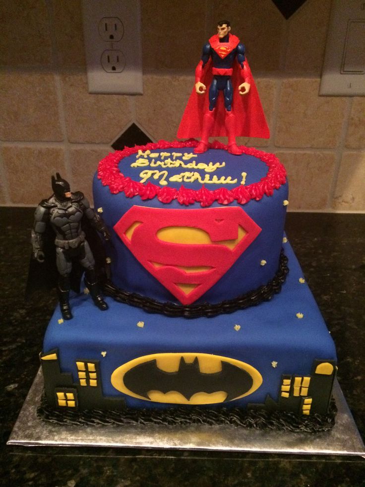 Superman vs Batman Birthday Cake