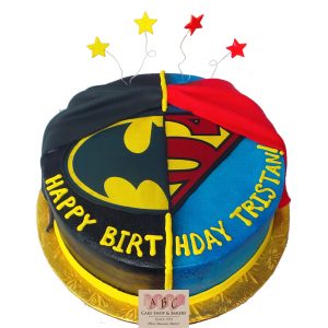 Superman vs Batman Birthday Cake