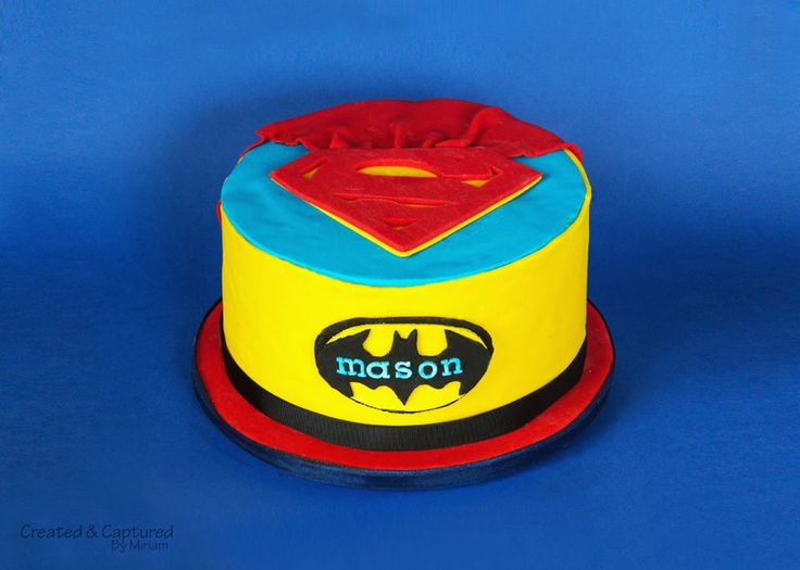 Superman vs Batman Birthday Cake