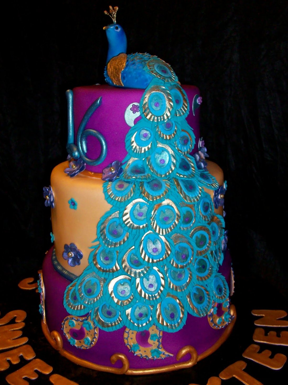 Sweet 16 Peacock Cake