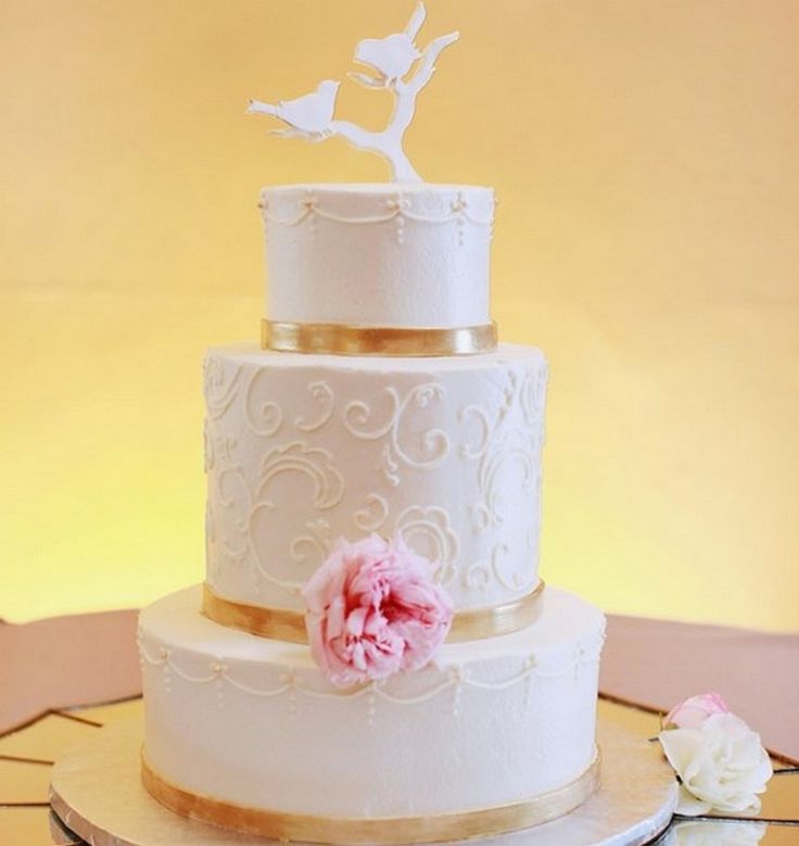 Giant Eagle Wedding Cakes