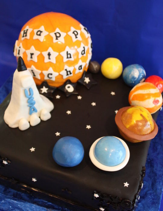 Planet Birthday Cake