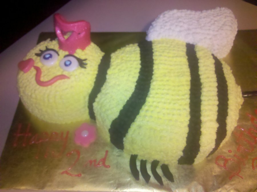 Queen Bee Birthday Cake