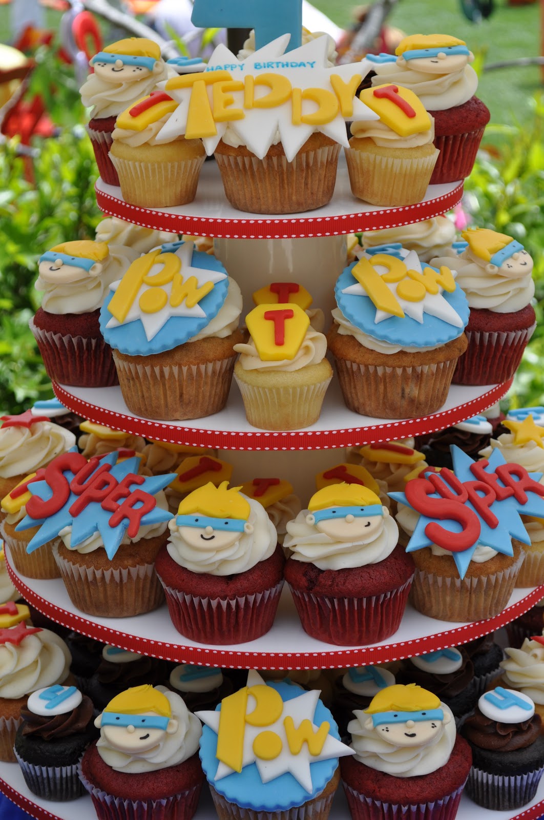 Super Hero Cupcakes