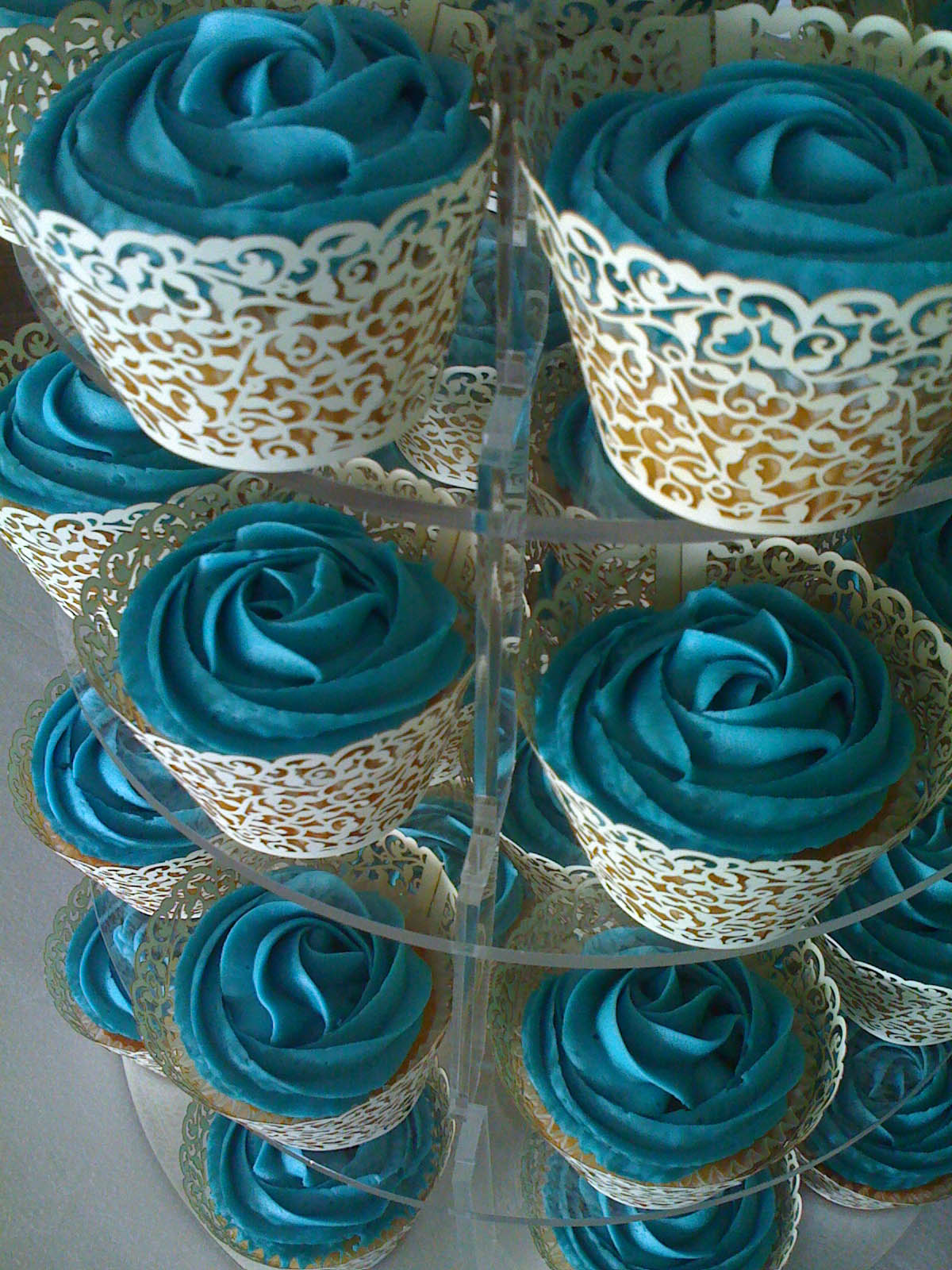 Teal Blue Wedding Cupcakes