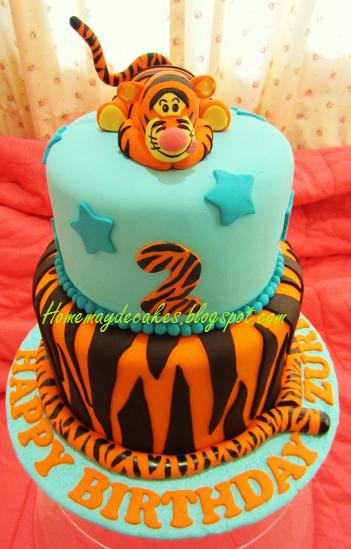 Tigger Birthday Cake