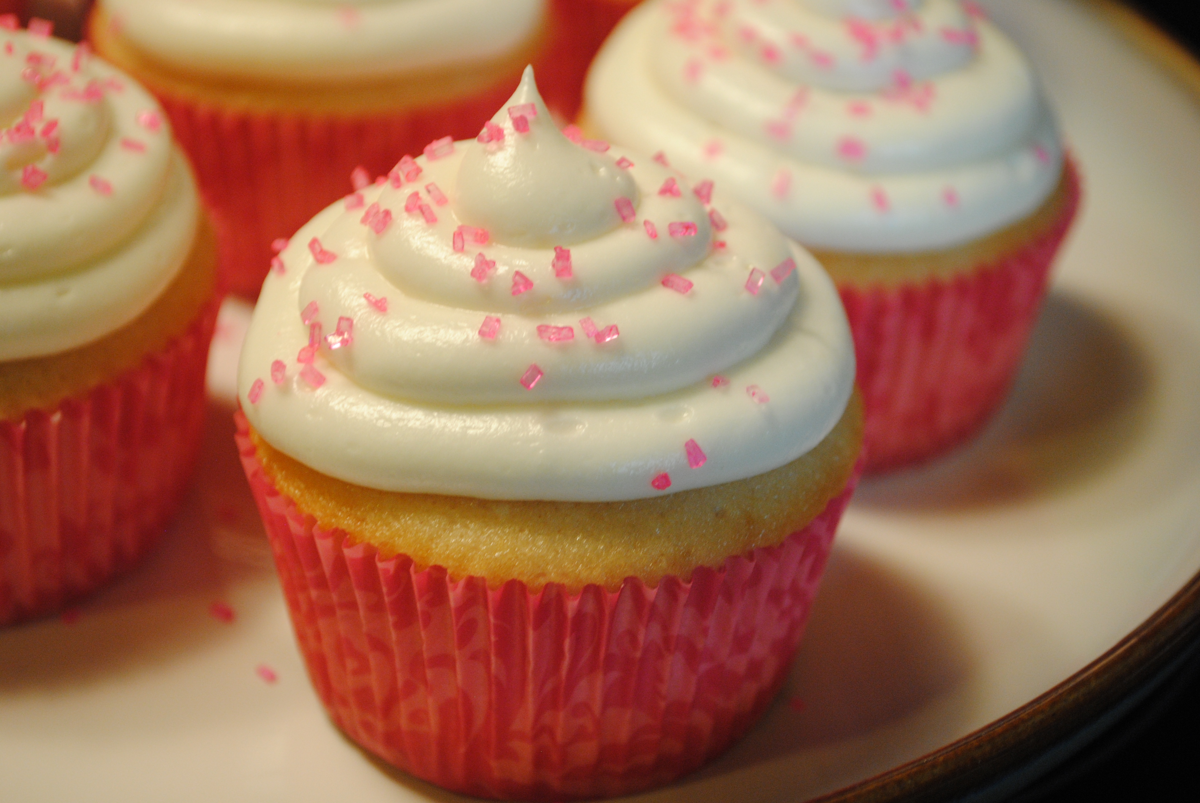 Vanilla Cupcakes with Cream Cheese Icing