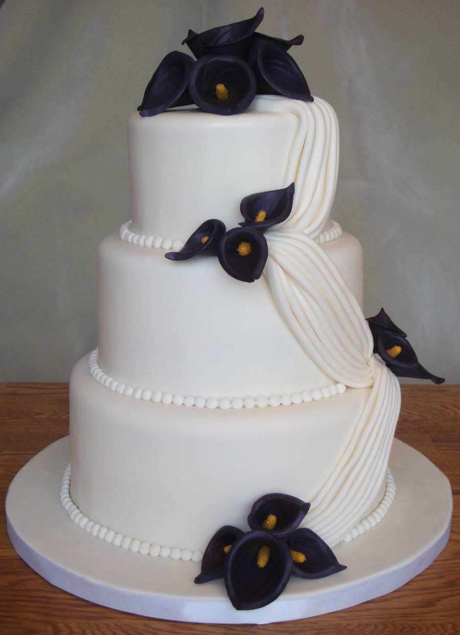 Calla Lily Wedding Cake