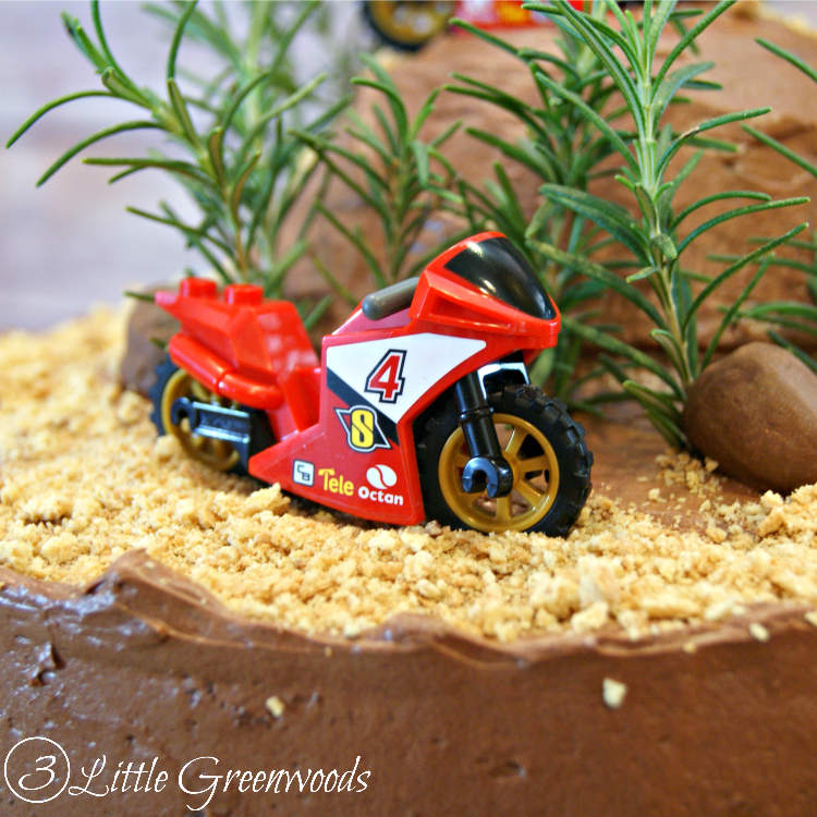 DIY Dirt Bike Birthday Cake