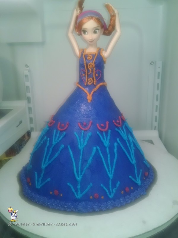 Frozen Anna and Elsa Doll Cakes