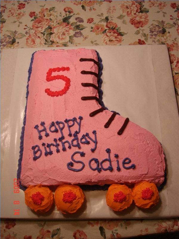 How to Make a Roller Skate Birthday Cake