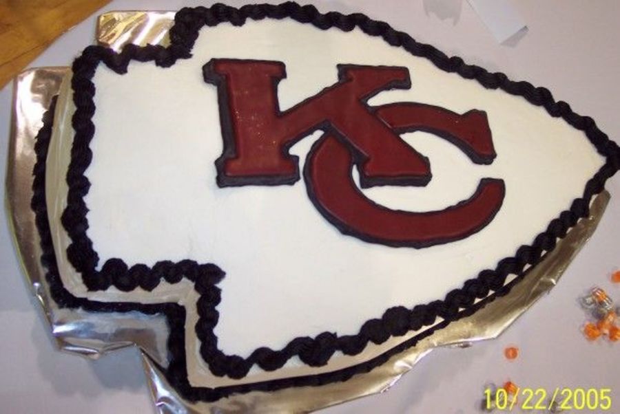 KC Chiefs Cake