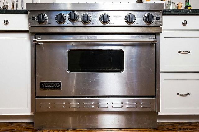 Oven Rack Position for Baking