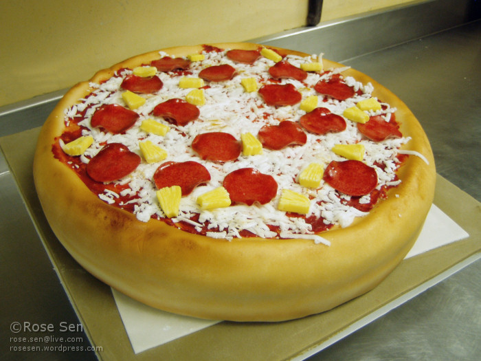 Pepperoni Pizza Pineapple Cake