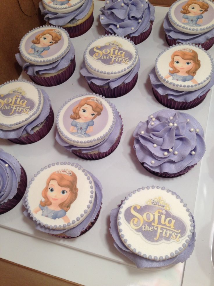 Sofia the First Fondant Cake