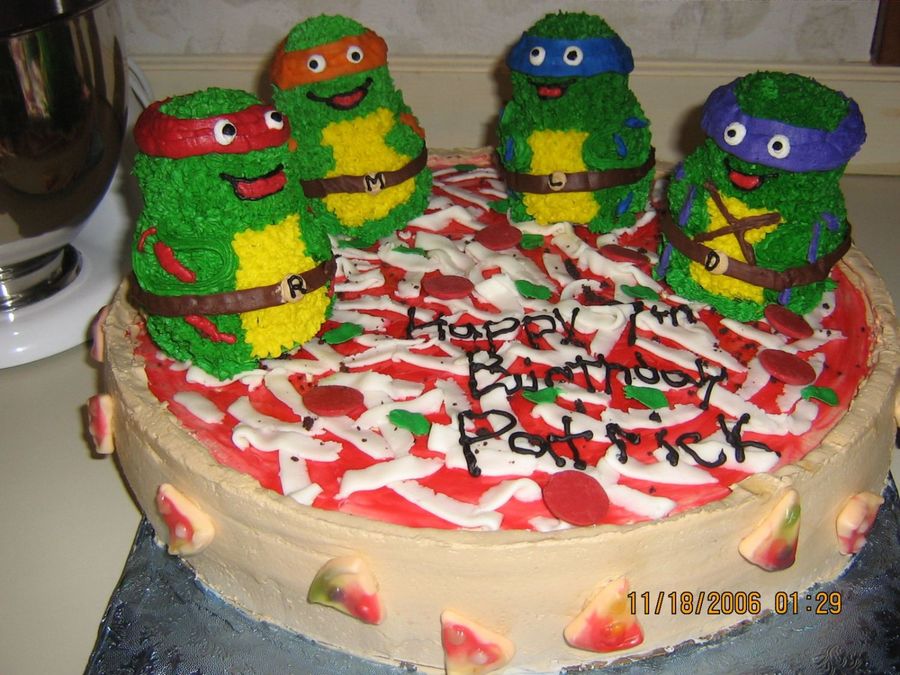 Teenage Mutant Ninja Turtles Pizza Cake