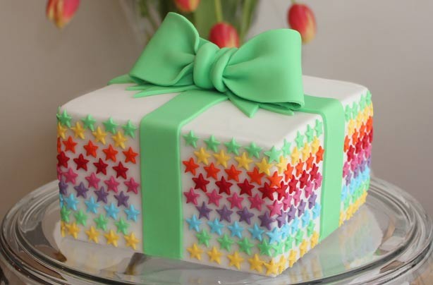 Birthday Cakes That Look Like Presents